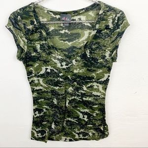 Dots l Camouflage V Neck T-shirt